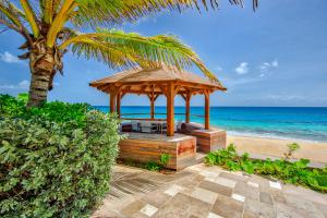 St Martin Villas