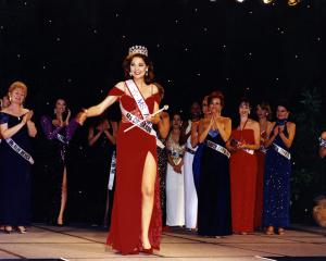 Susan was crowned Ms. America® 1997 at the Luxor Hotel in Las Vegas winning $75,000 in cash and prizes.